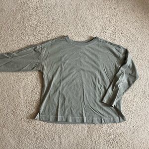 Women’s long sleeve shirt